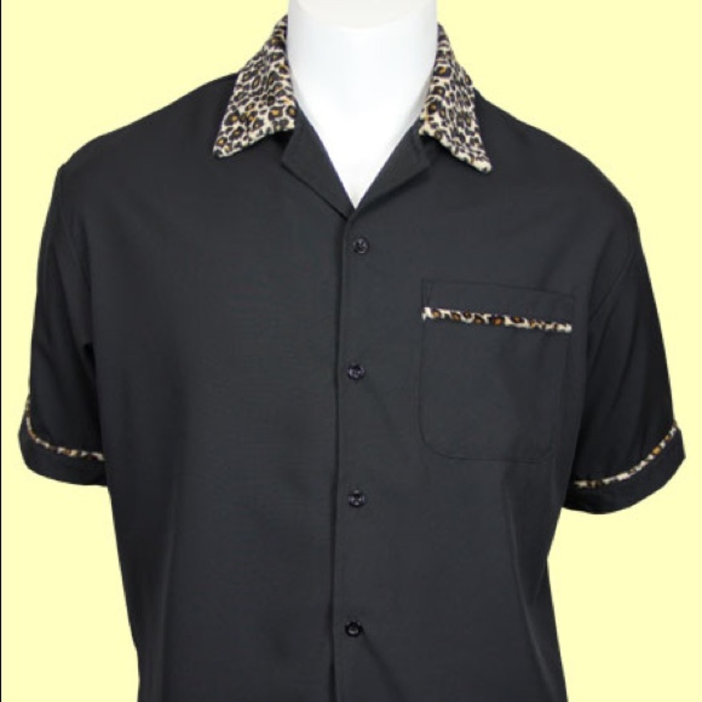 Leopard print bowling shirt XL
